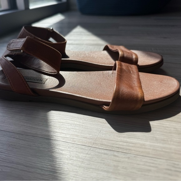 Steve Madden Shoes - Steve Madden Brown Sandals - Size 7